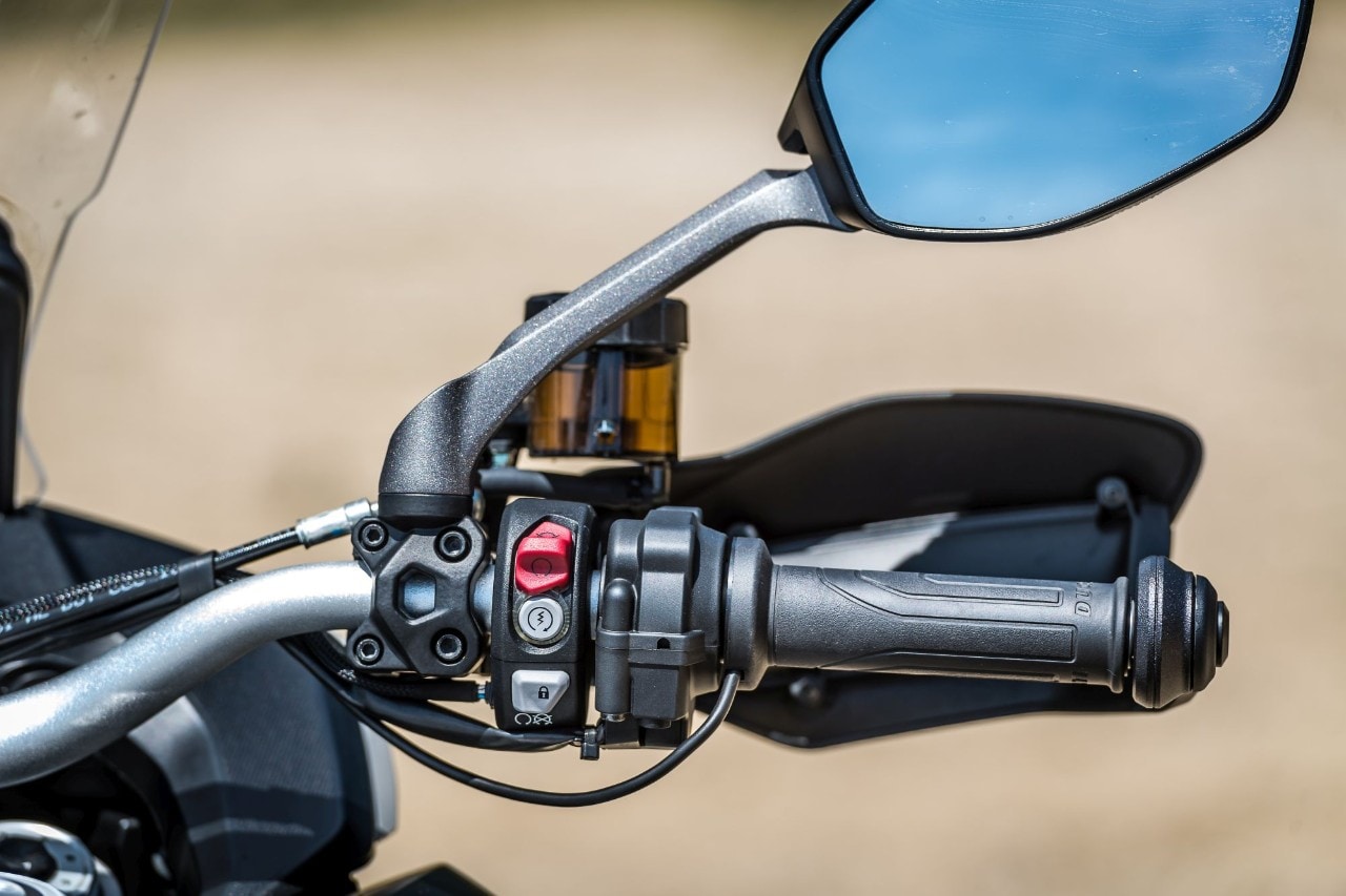 Ducati Multistrada 950 S - Kawasaki Versys SE Gran Tourer: fun touring